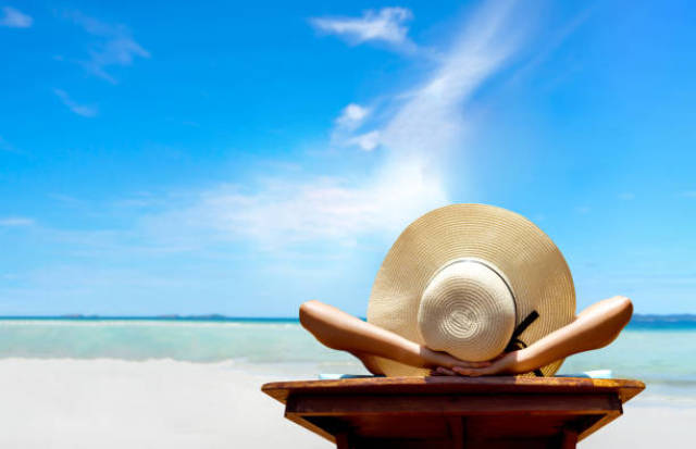 Which eCommerce Platform Can I Use To Sell Summer Products?